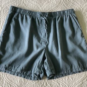 Gap tencel shorts.